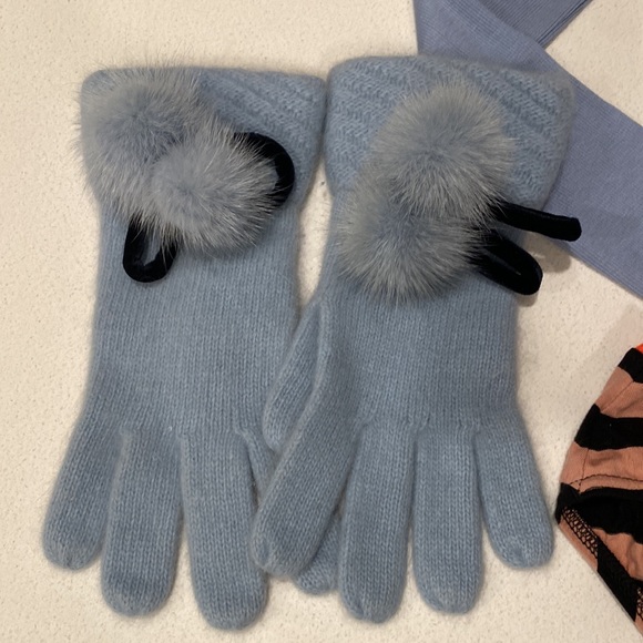 Sex and the City Wardrobe Items from iconic television series- - Picture 7 of 8